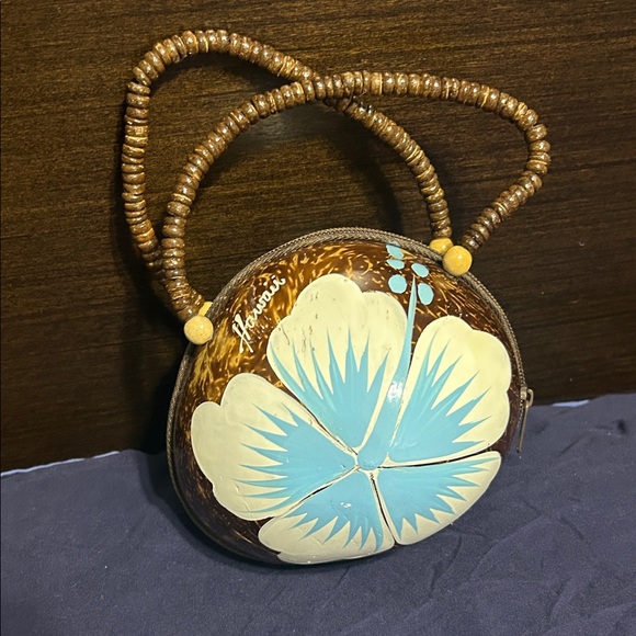 Handmade Handbags - Coconut Clutch